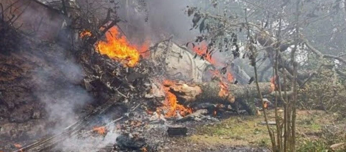 Συντριβή στρατιωτικού αεροσκάφους στην Ινδία: Νεκρός και ο αρχηγός του Επιτελείου Άμυνας